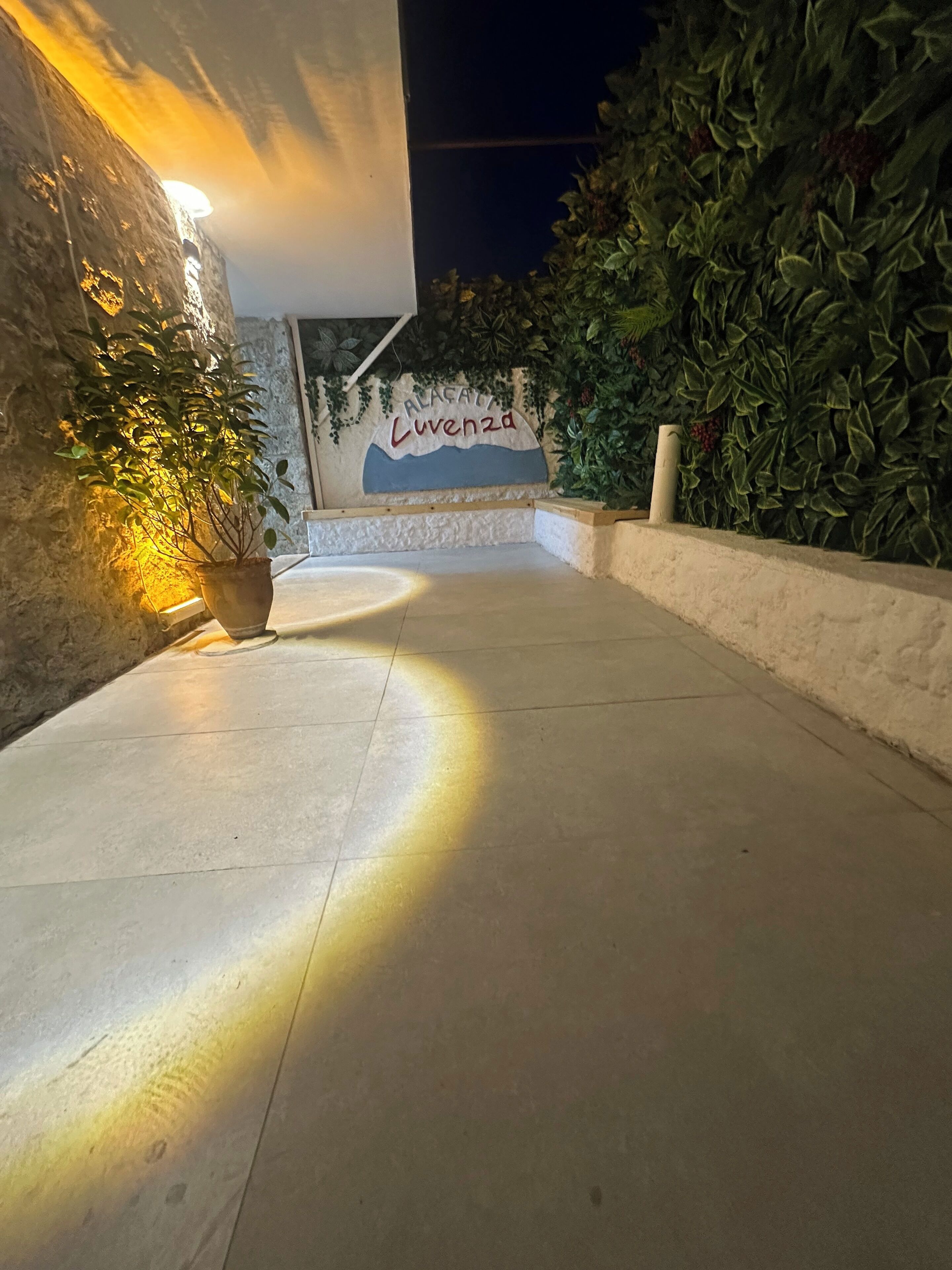 Luvenza Alacati Hotel