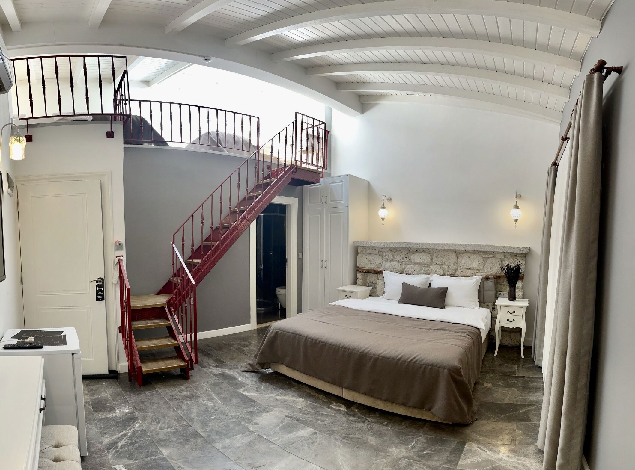 Luvenza Alacati Hotel