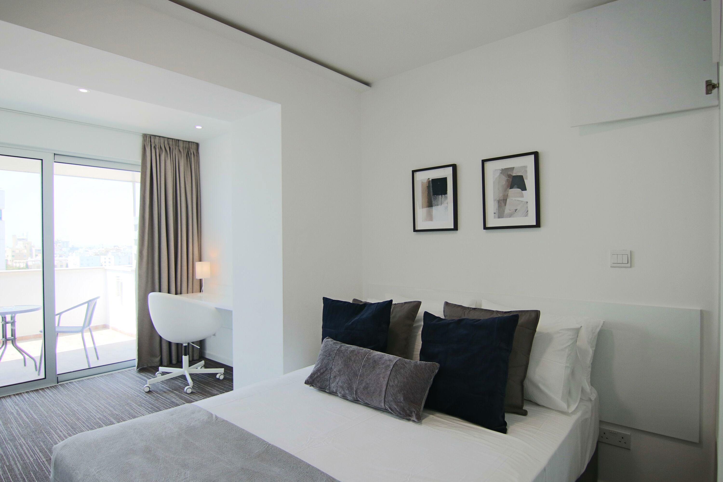 Phaedrus Living Luxury Suite Nicosia 506
