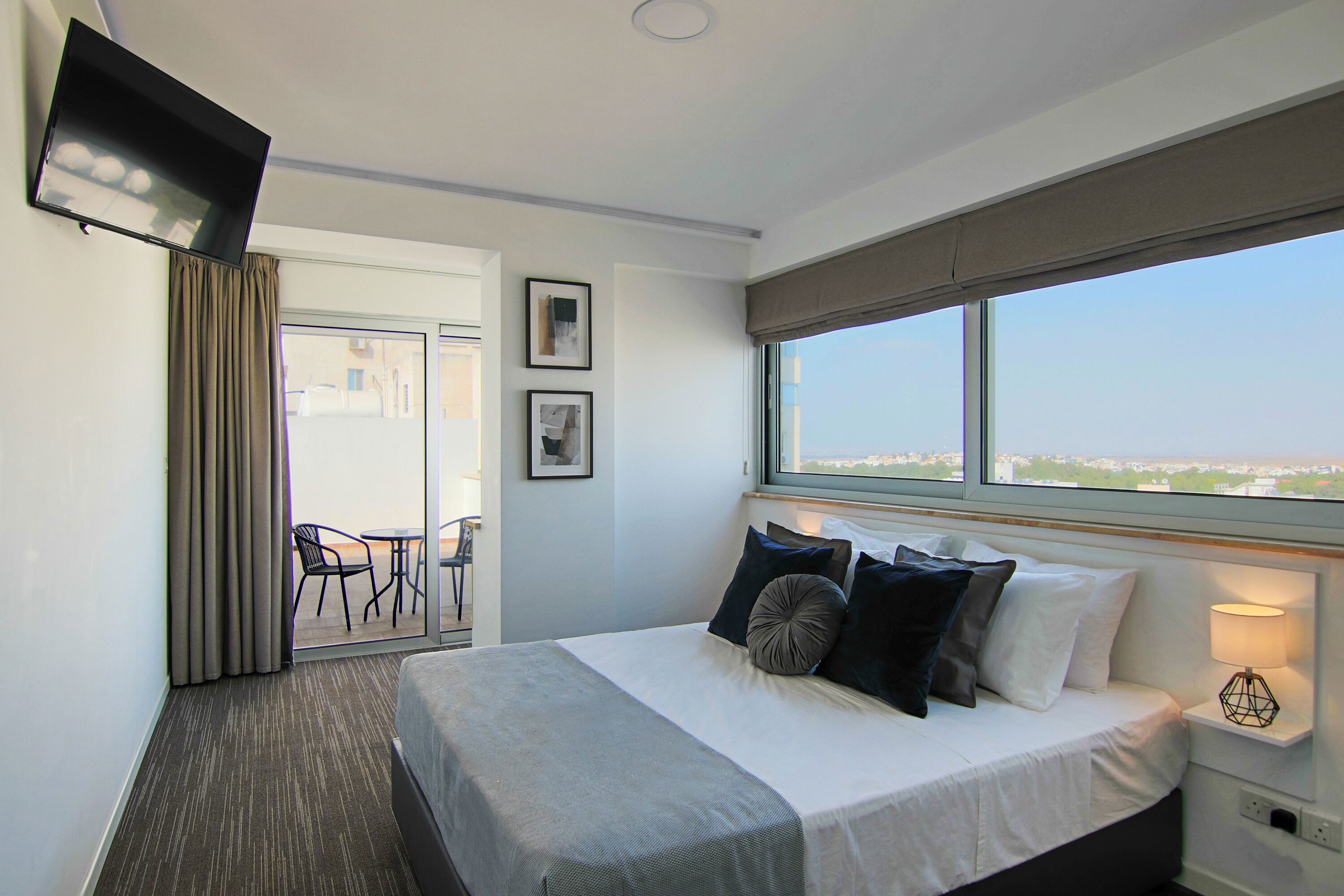 Phaedrus Living Luxury Suite Nicosia 501