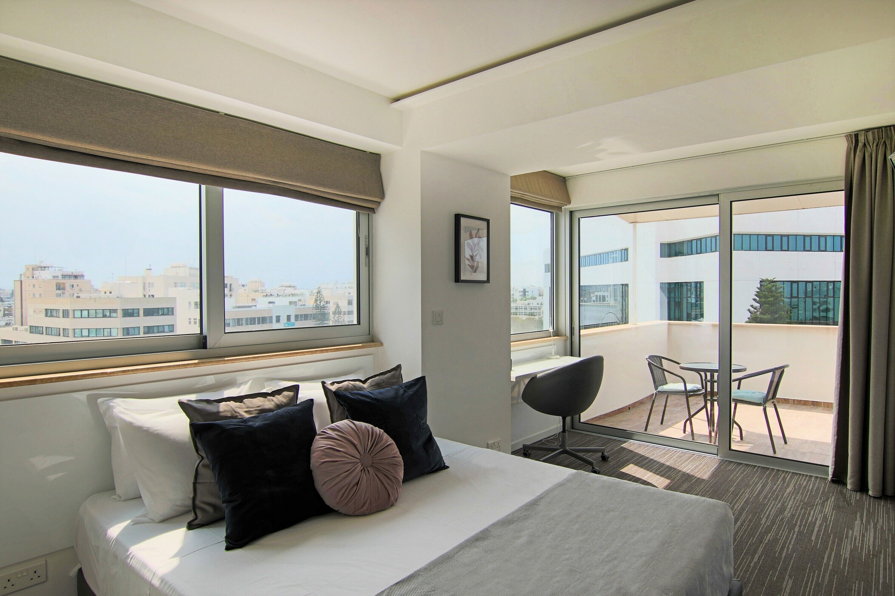 Phaedrus Living Luxury Suite Nicosia 507
