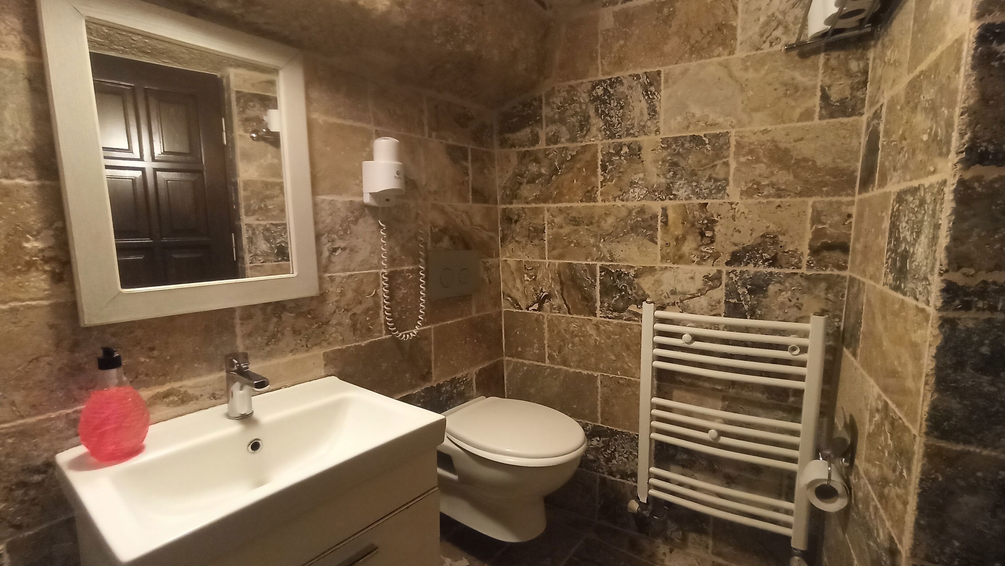 Adelya Cave Hotel Apartments