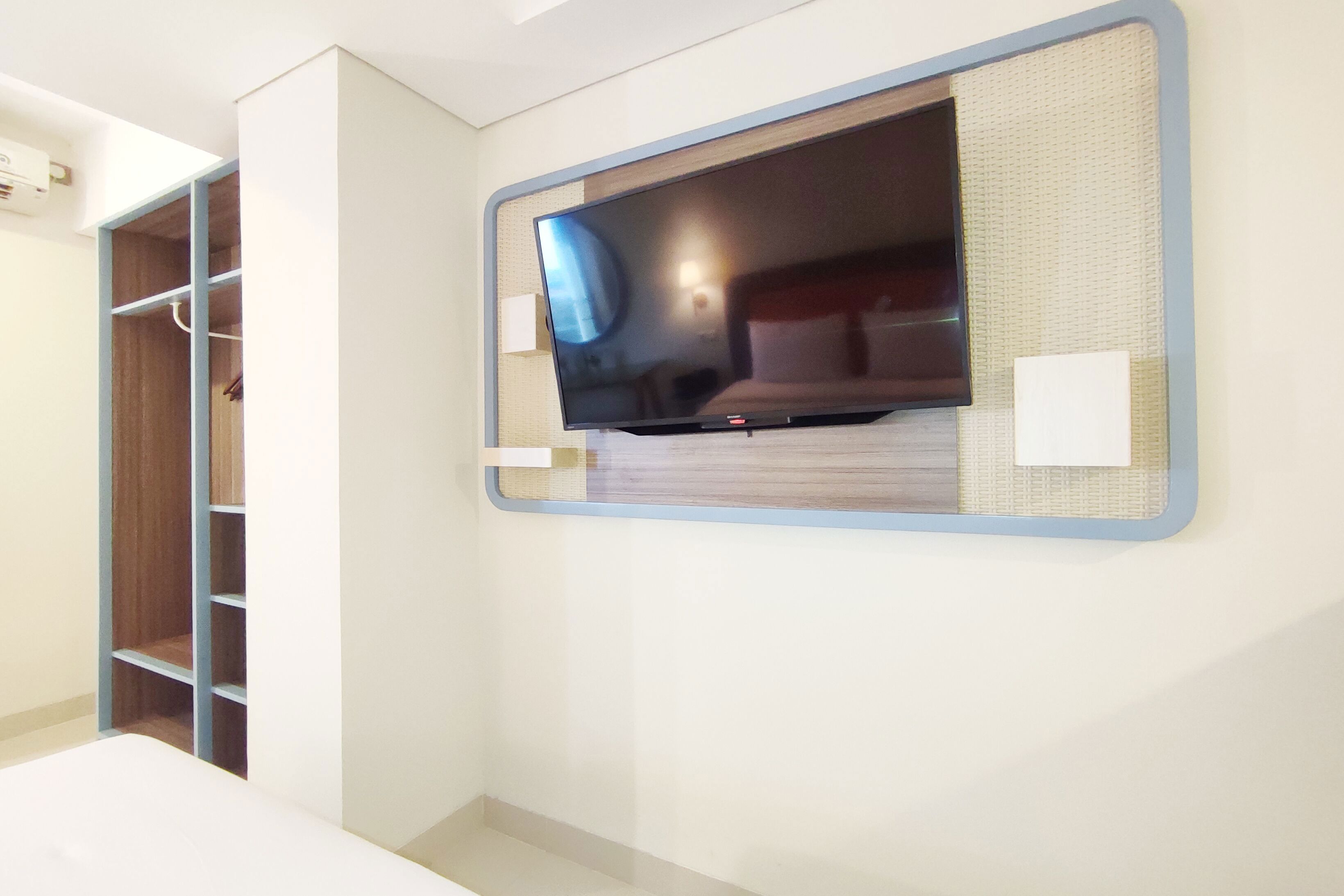 Elegant And Homey Studio At Marquis De Lafayette Apartment