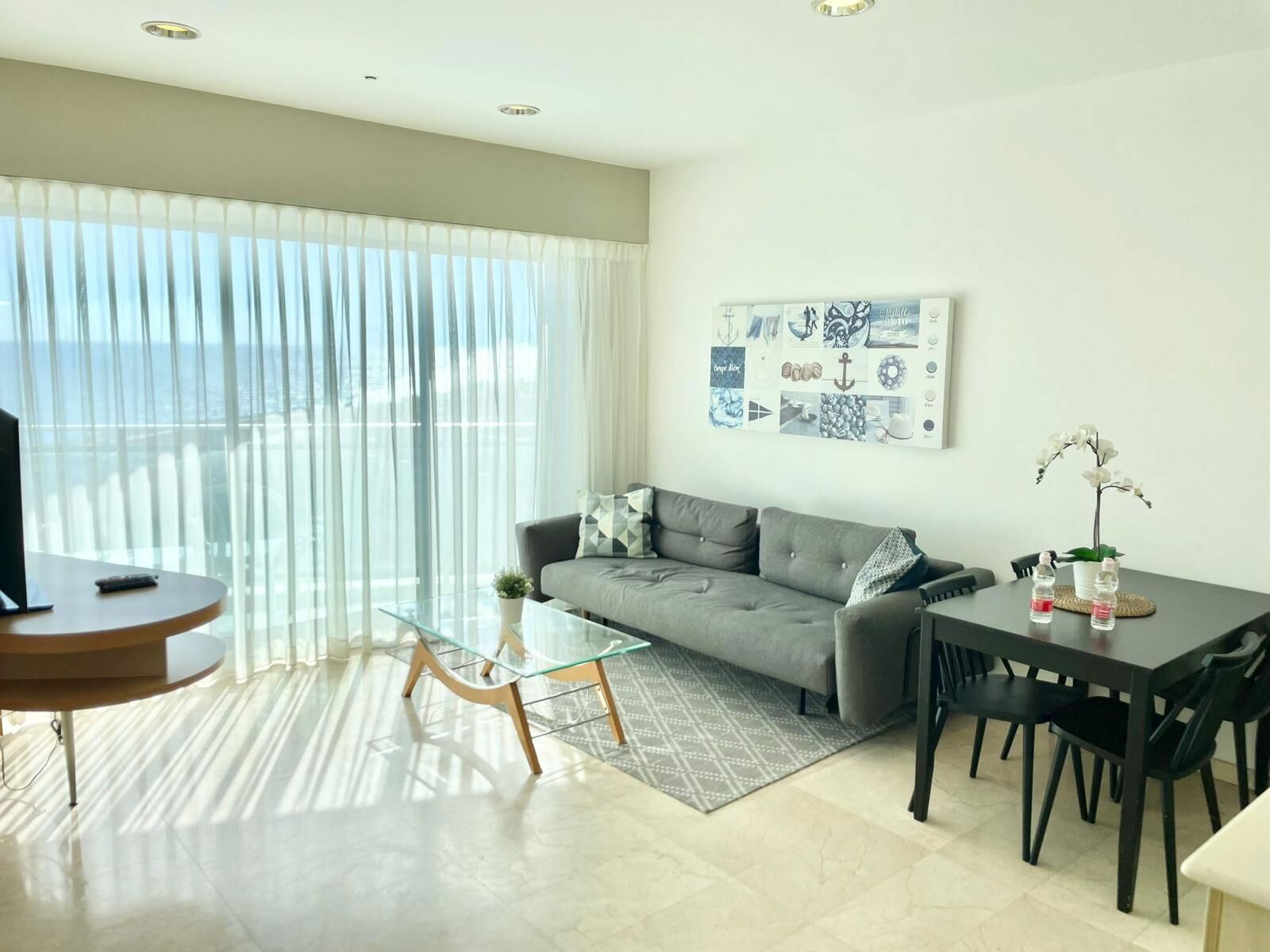 Amazing Studio - With Balcony