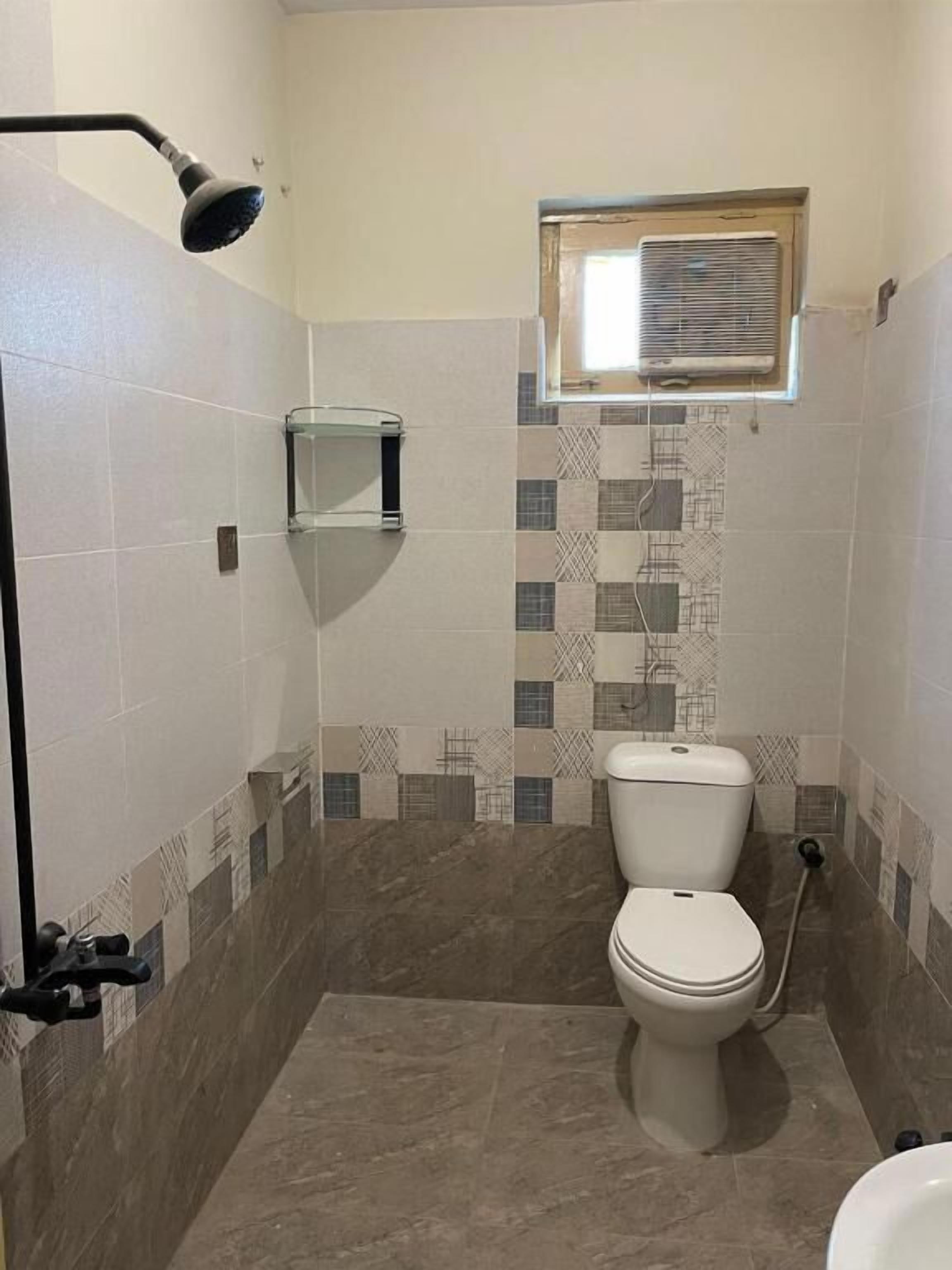 Al Noor Starlet Hotel