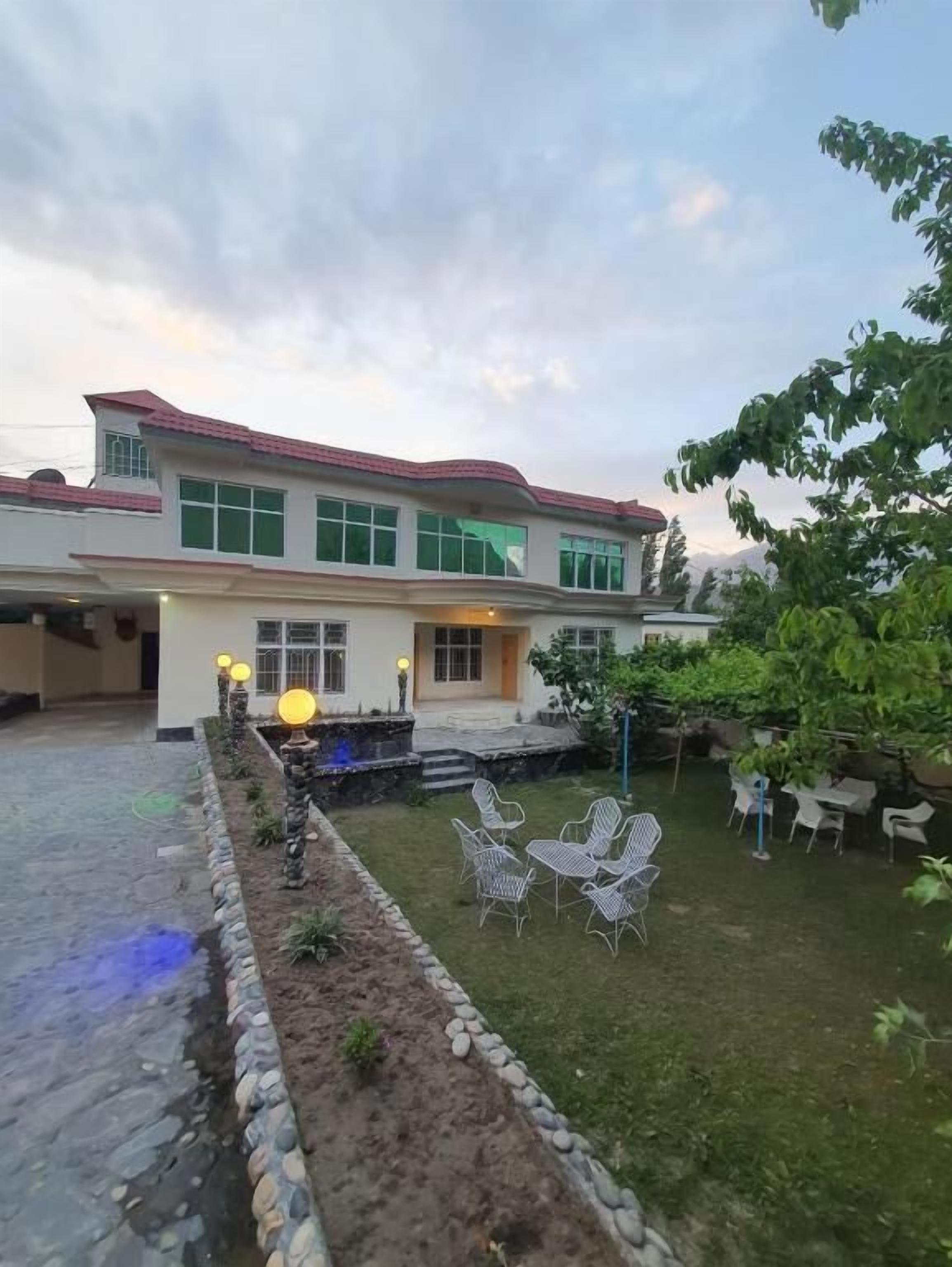 Al Noor Starlet Hotel