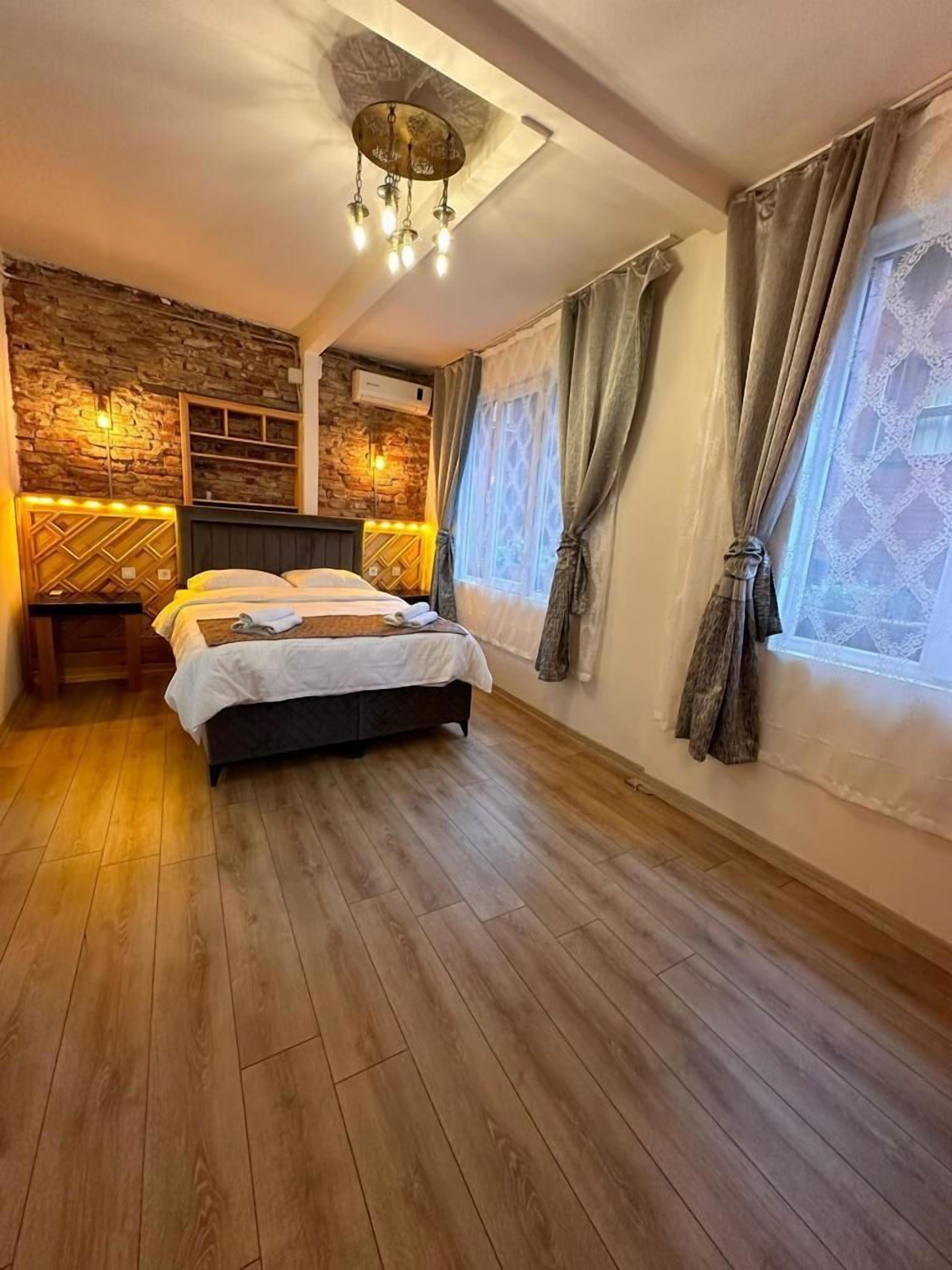 Old City Houses Sultanahmet