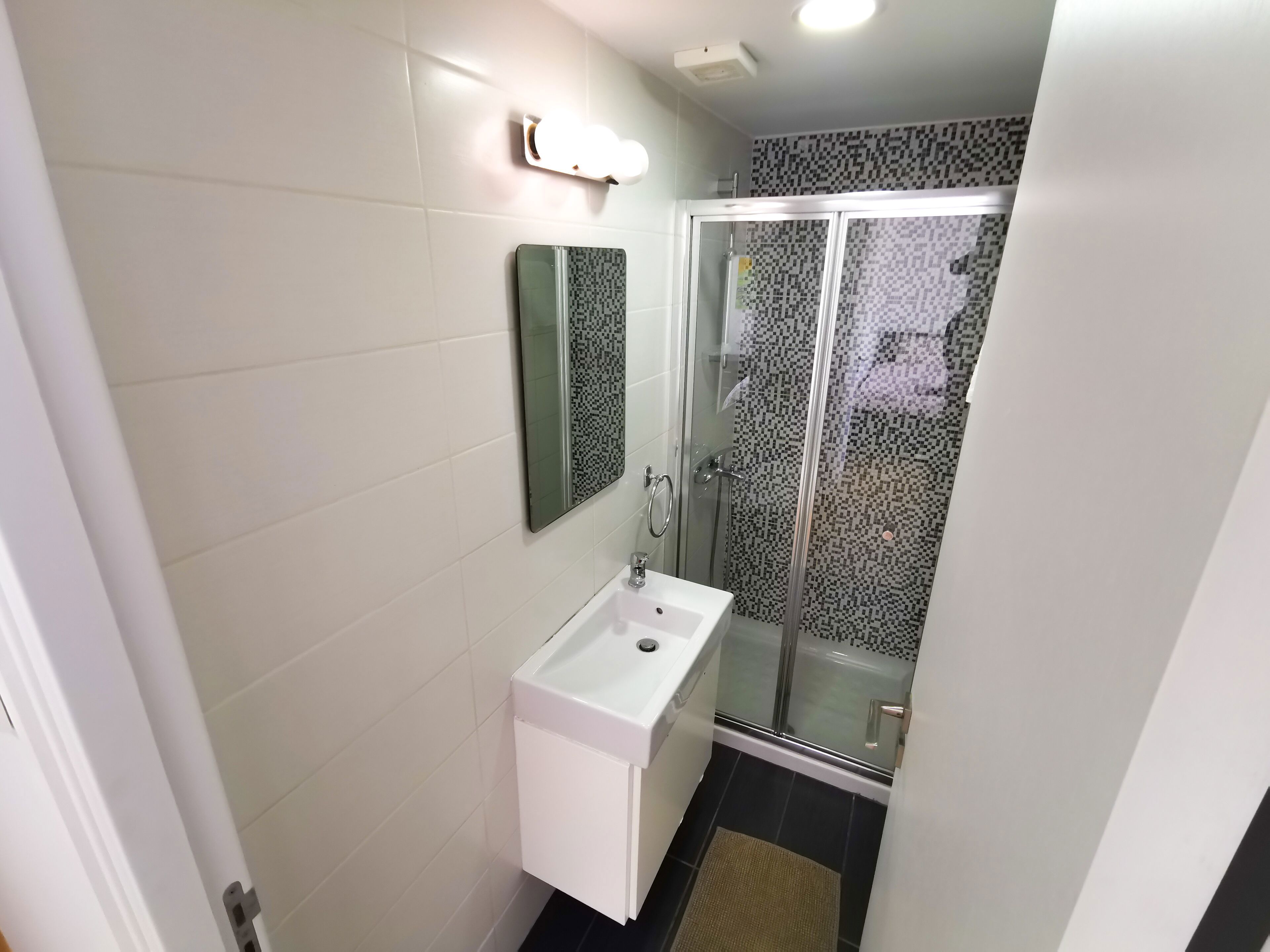 Daze Off Central Apartment