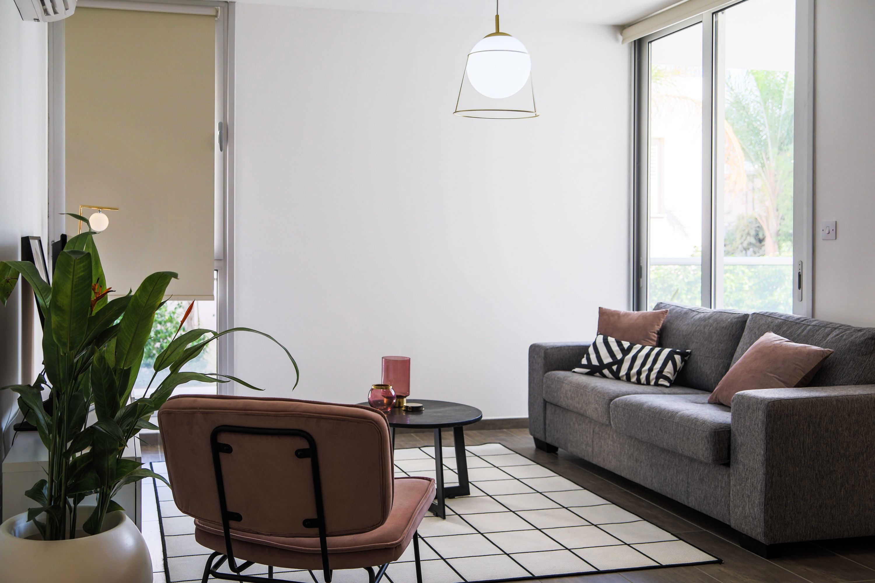 Phaedrus Living: City Luxury Flat Anemone 103