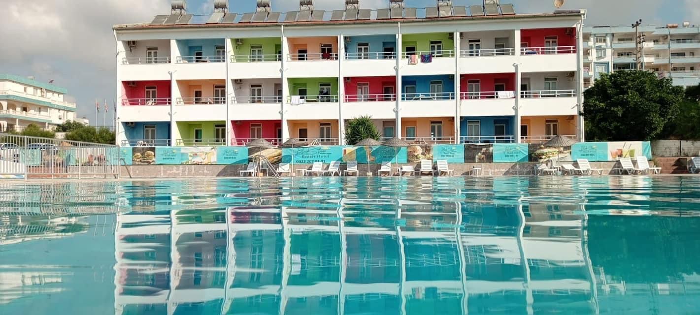 Blackstone Beach Hotel