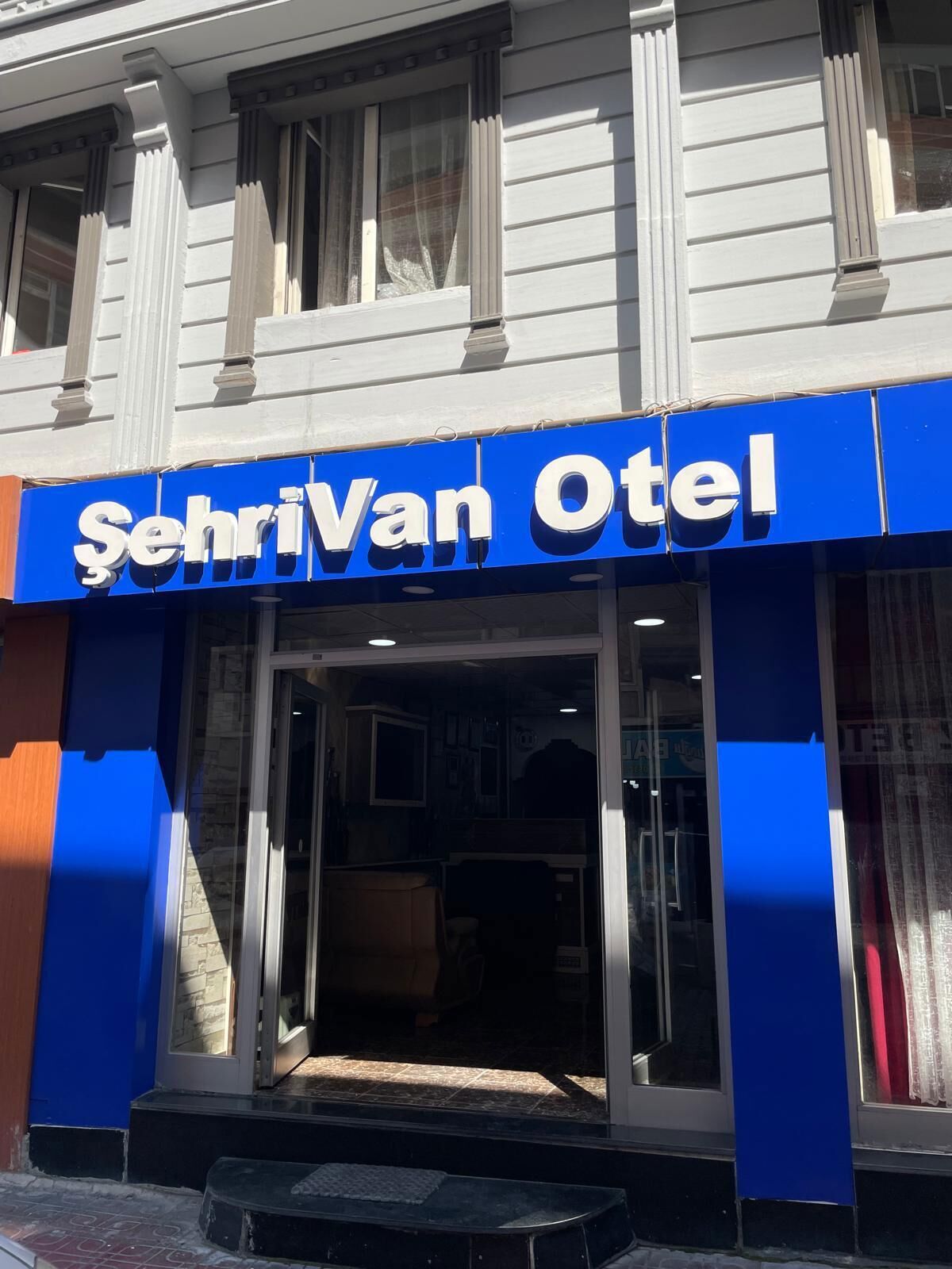 Sehrivan Hotel