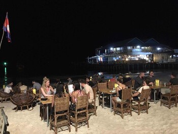 Leisure Koh Rong Guesthouse