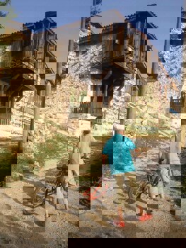 Aysenaz Hanim Konagi