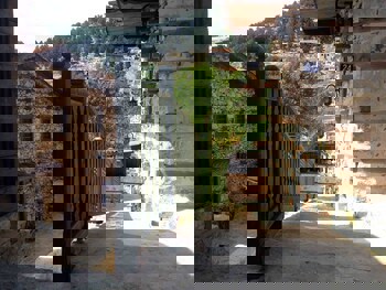 Aysenaz Hanim Konagi