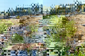 Sirince Dogadaki Evler