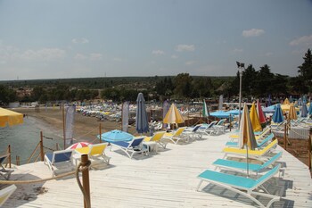 Queenaba Beach galeri fotoğrafı