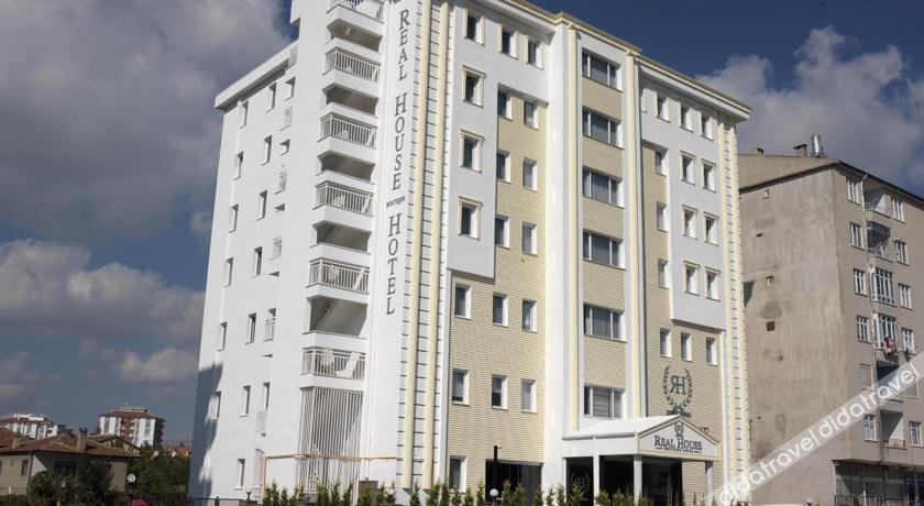 Real House Boutique Hotel