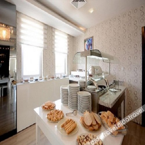 Real House Boutique Hotel