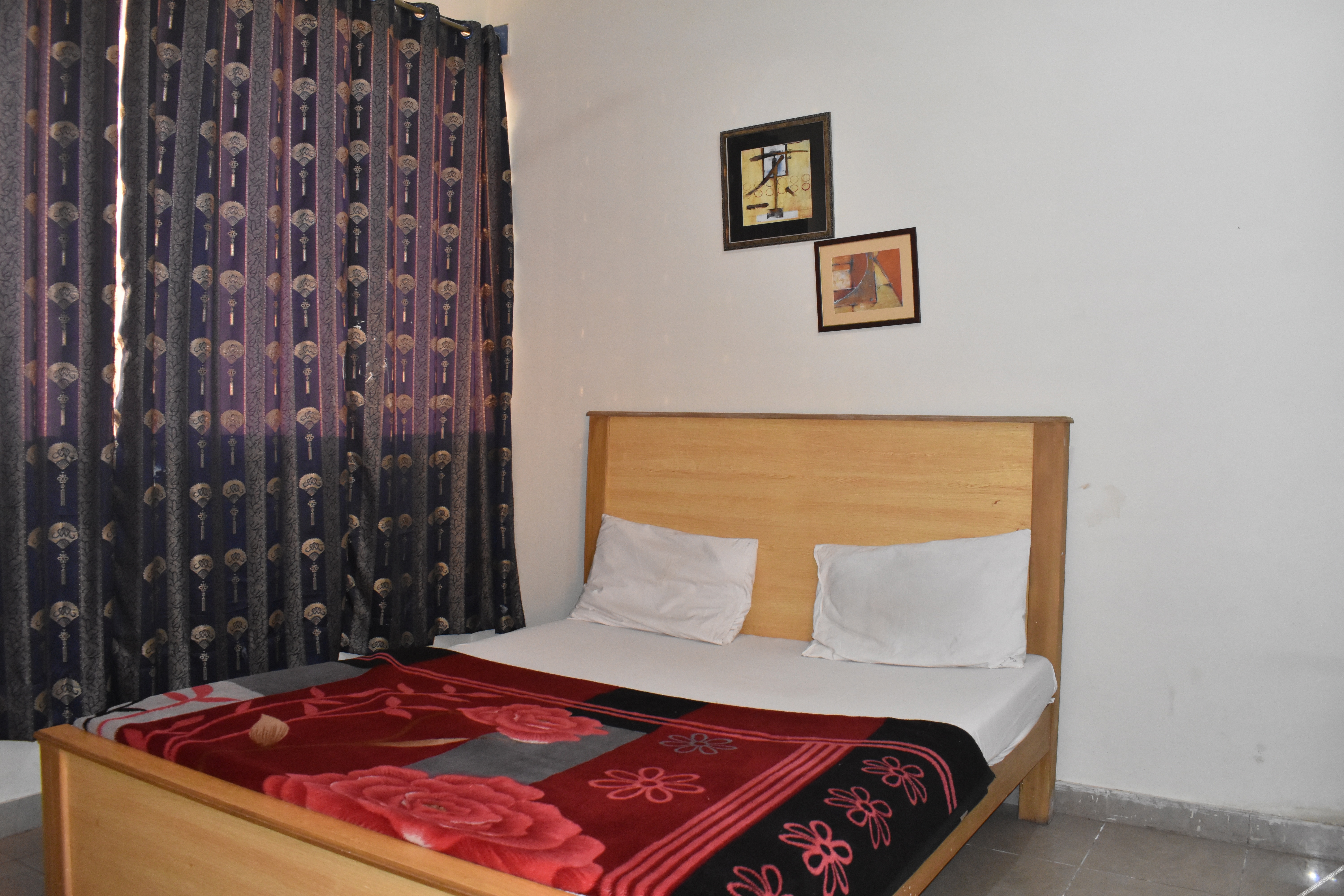 Hotel Falcon Inn