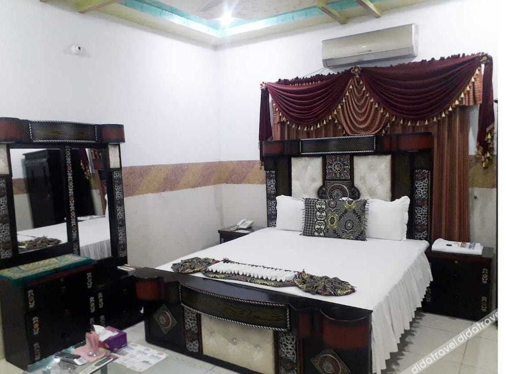 Indus Guest House