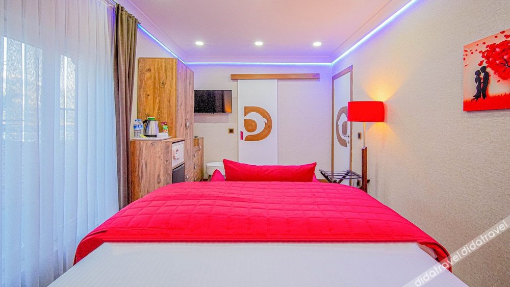 Dolphin Boutique Hotel