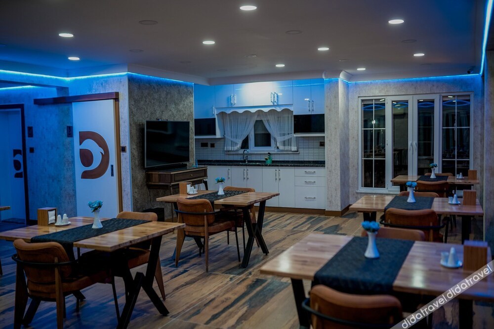 Dolphin Boutique Hotel