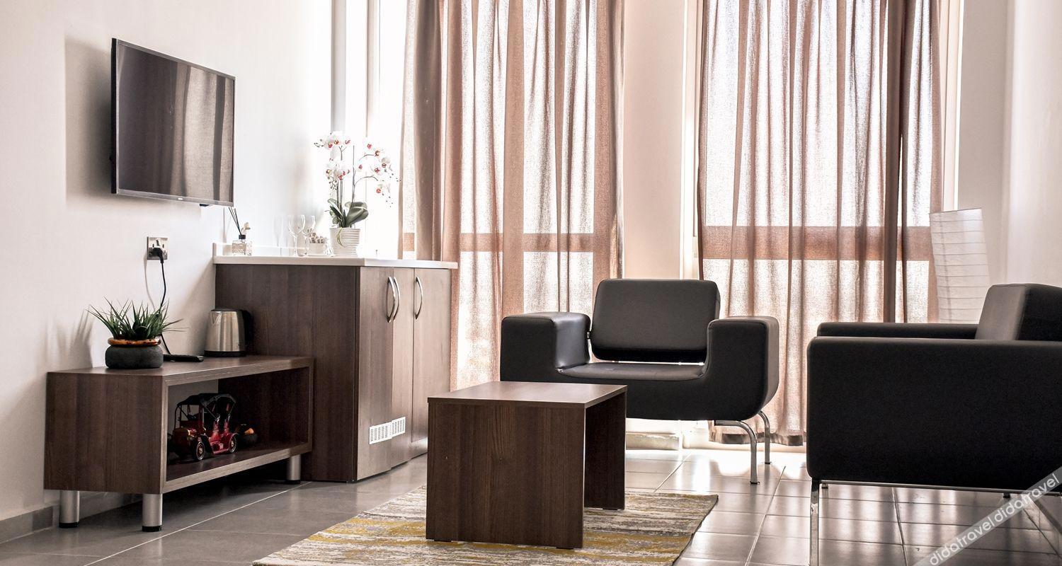 Dorana Residence