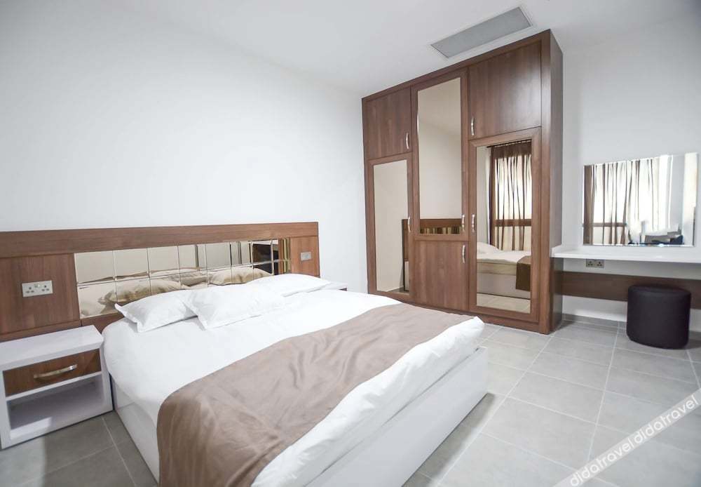 Dorana Residence