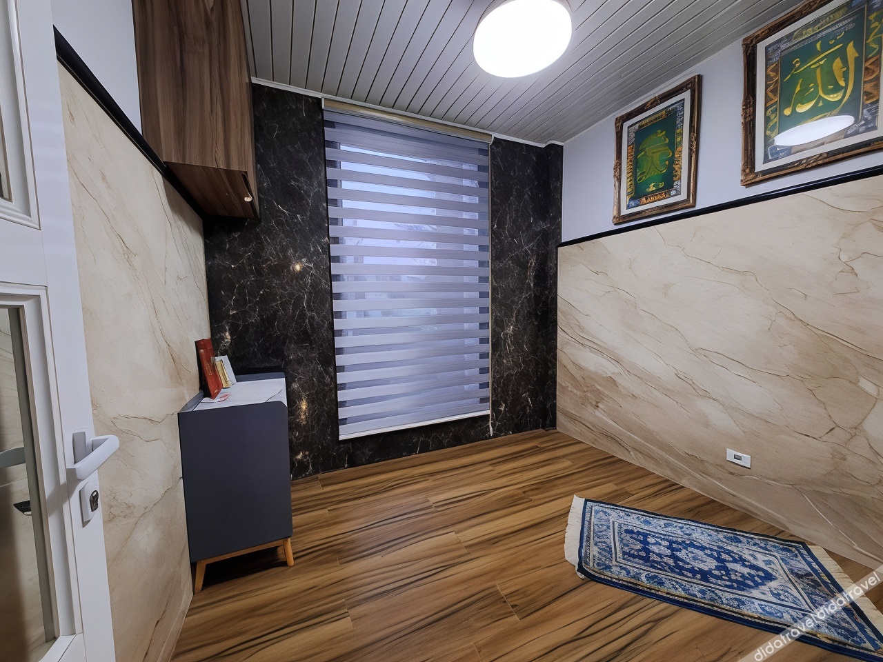 Capital O 93991 Hakobox Kostel