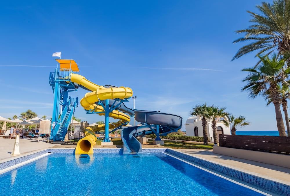 Adams Beach Hotel fotoğrafı