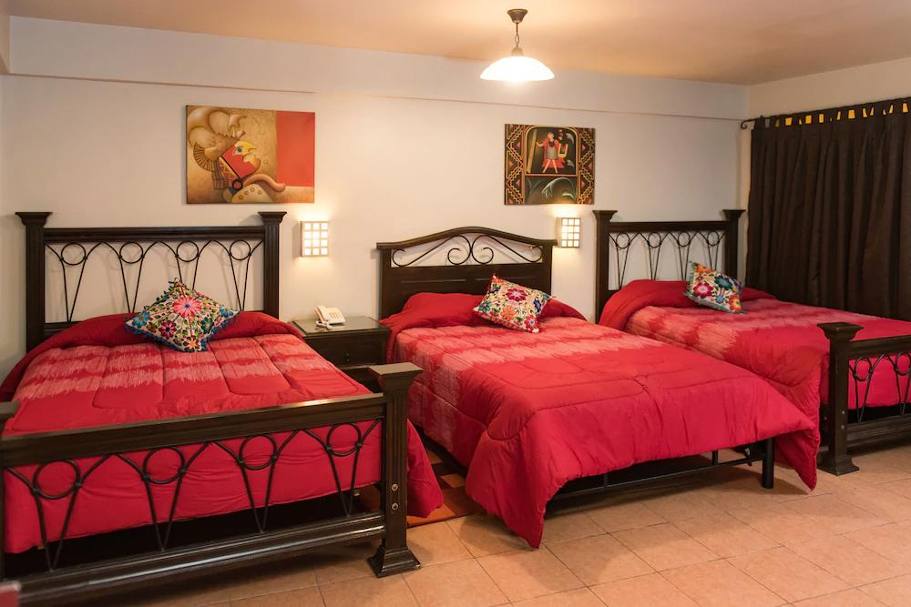 Thizma Hoteles