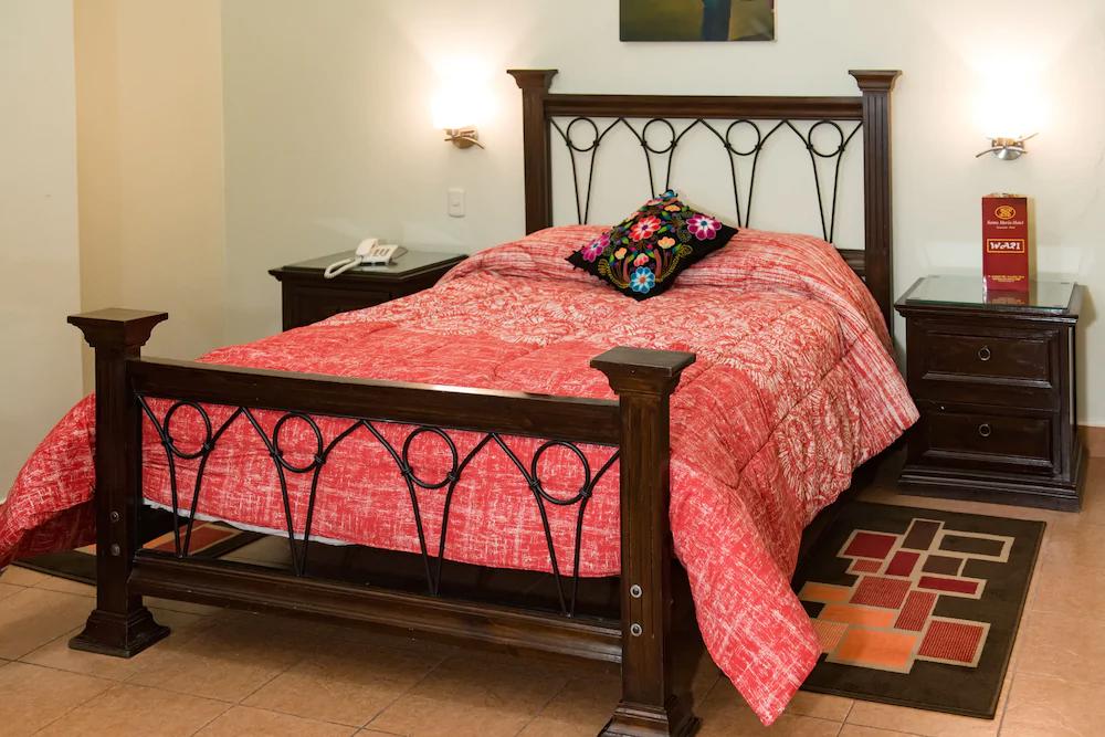 Thizma Hoteles
