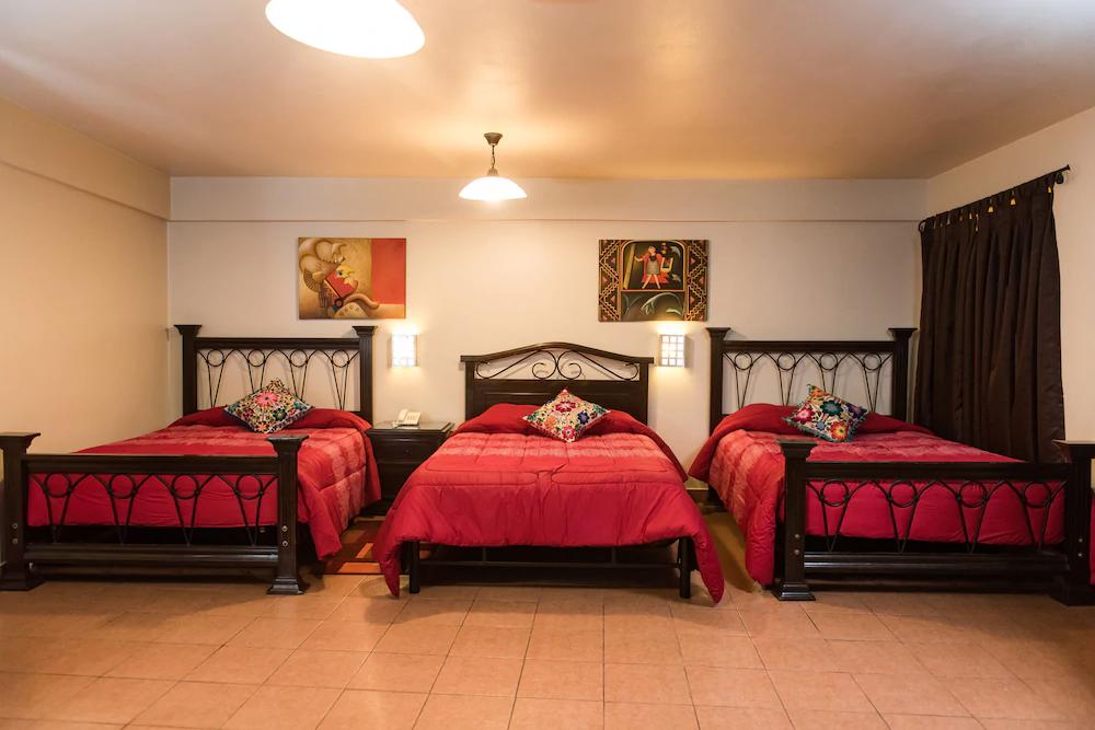 Thizma Hoteles