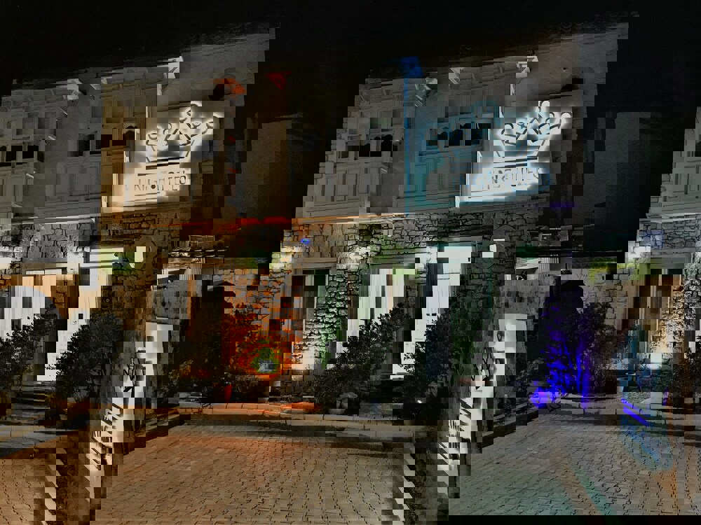 Zubeyde Hanim Alacati Otel