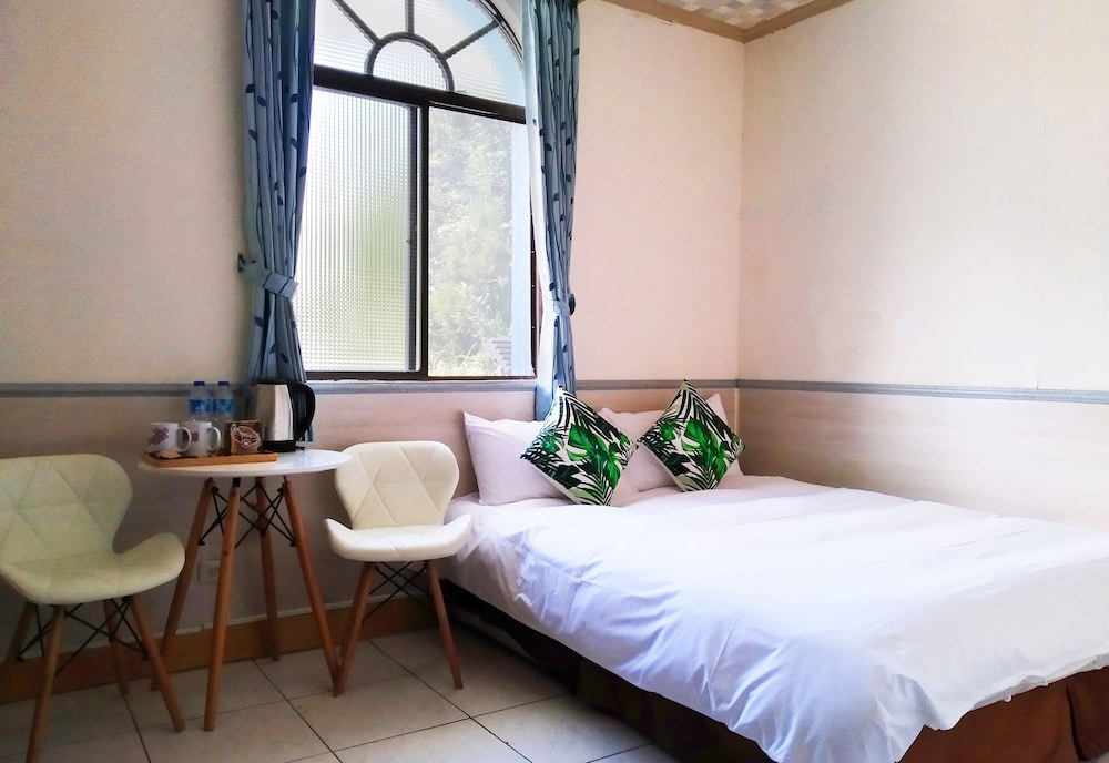 Lifu Garden Inn