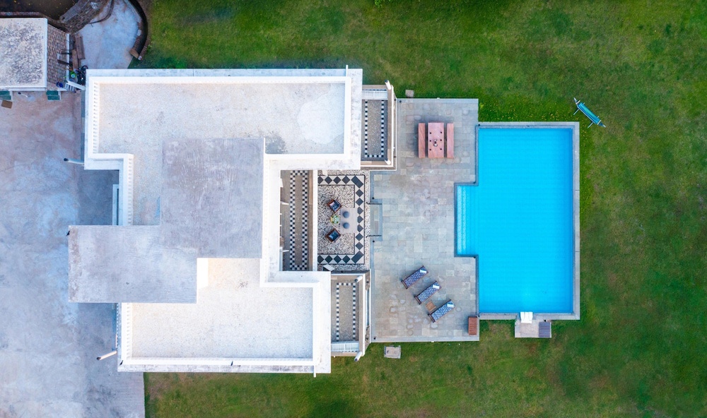 Ama Stays & Trails Casa Kenzo, Kashid