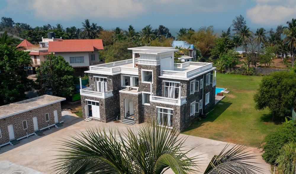 Ama Stays & Trails Casa Kenzo, Kashid