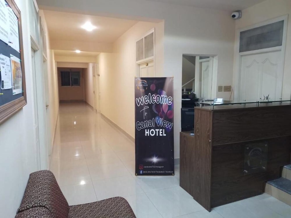 Canal View Hotel