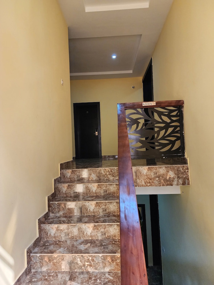 The 401 Hotel And Suites Awka