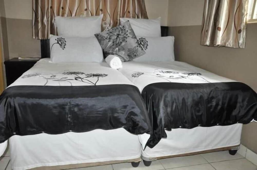 Dejazzy Guest House