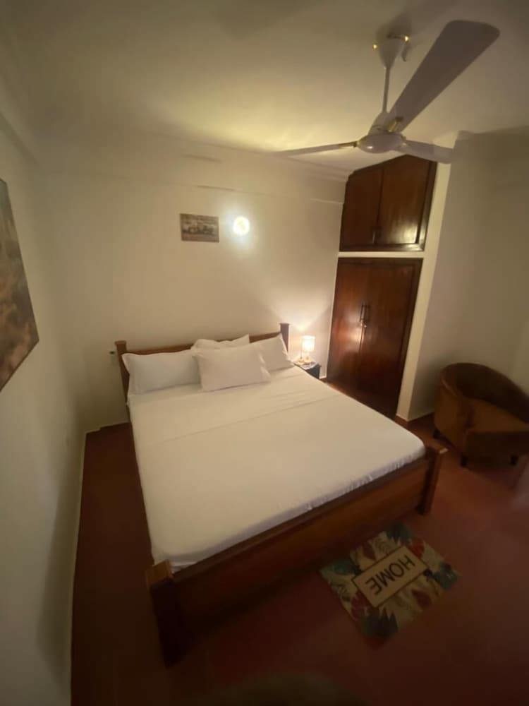 Larjoe Guesthouse