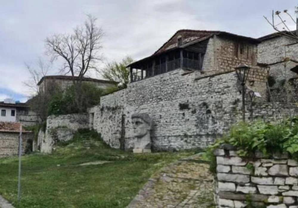 Bujtina Bega