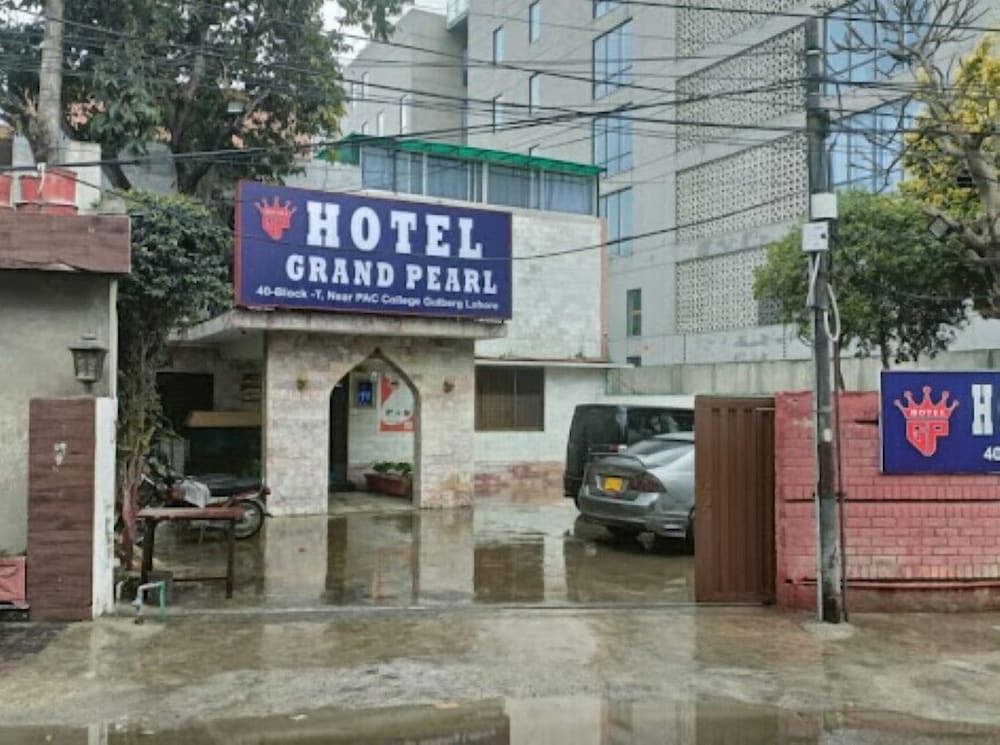 Fortville Hotel - Lahore