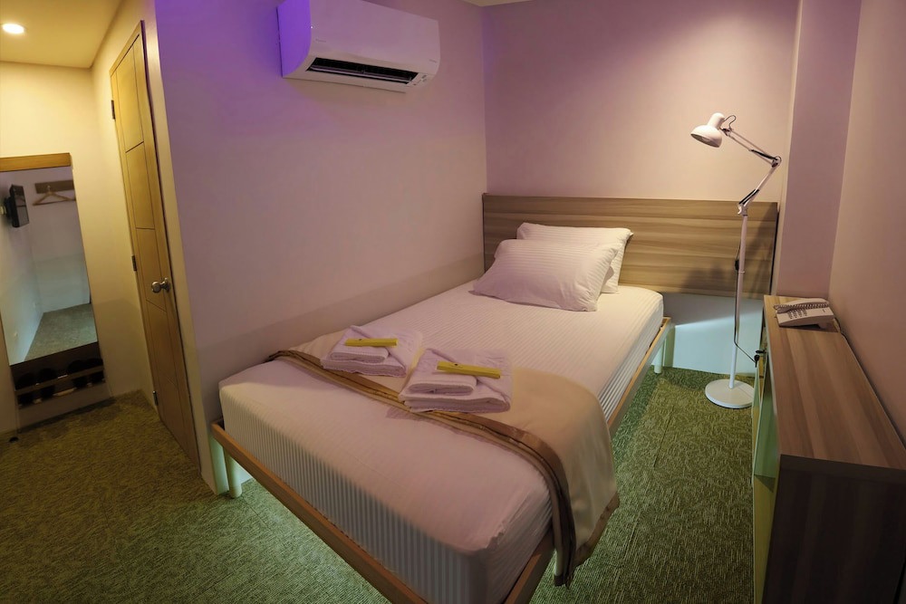 1010 Hotel