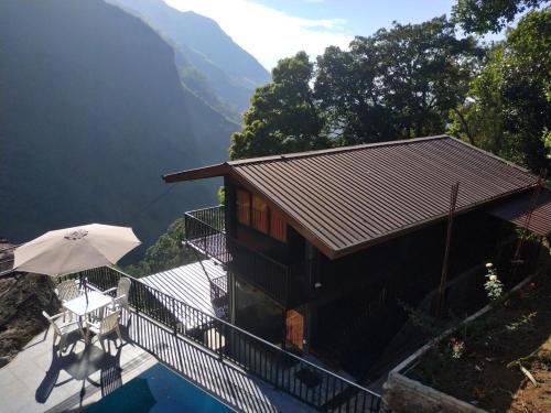 Ella Deck Resort