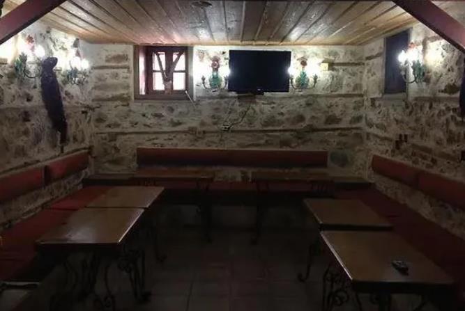 Aysenaz Hanim Konagi