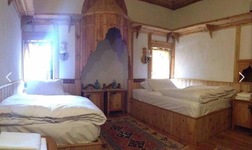 Aysenaz Hanim Konagi