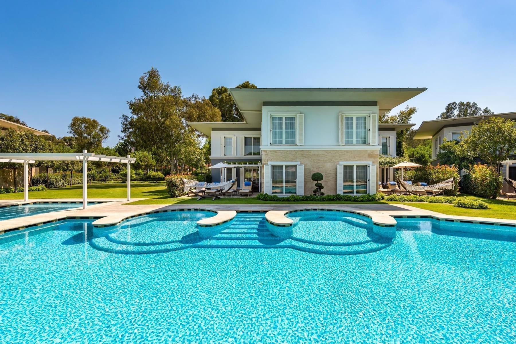 Azure Villas By Cornelia