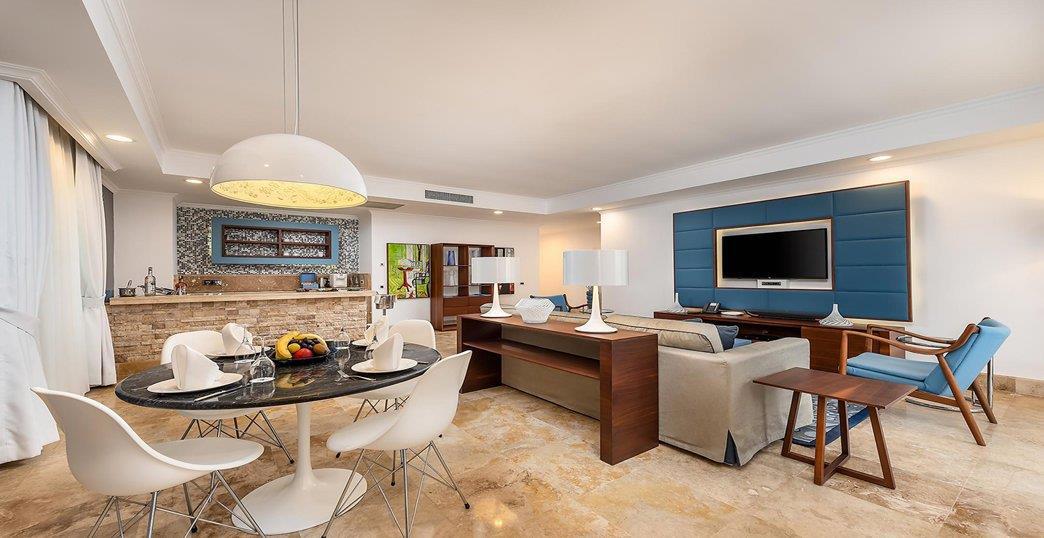 Azure Villas By Cornelia