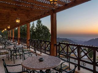Movenpick Nabatean Castle Hotel